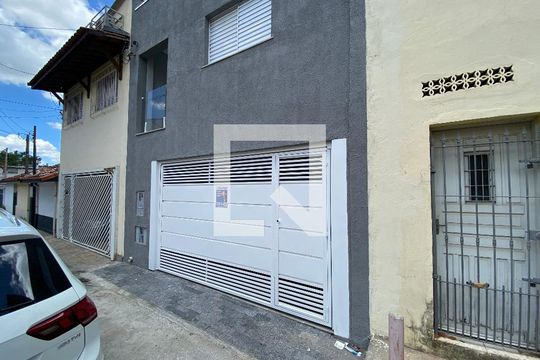 Fachada com plaquinha de casa à venda com 3 quartos, 101m² em Vila Gustavo, São Paulo