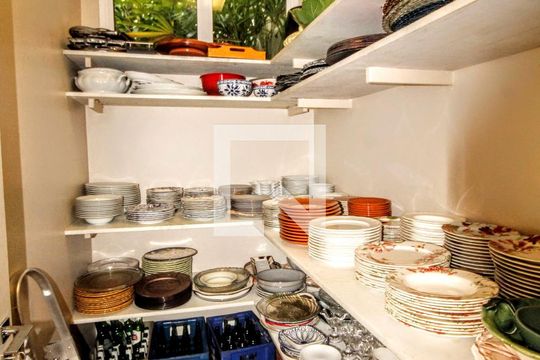 cristaleira de casa à venda com 4 quartos, 900m² em São Bento, Belo Horizonte