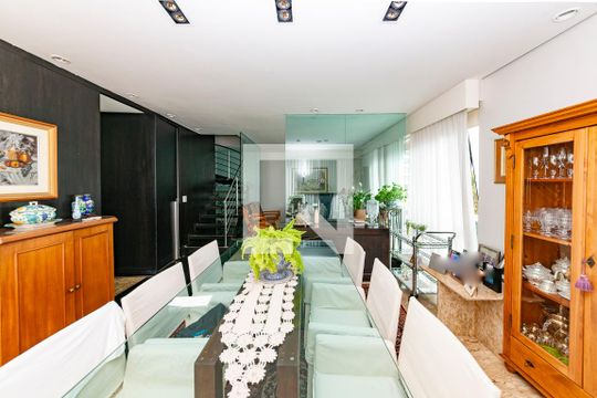 Sala 2 de apartamento à venda com 3 quartos, 176m² em Belvedere, Belo Horizonte