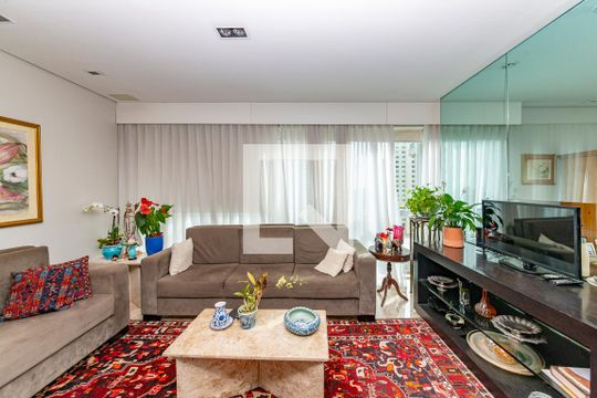 Sala 1 de apartamento à venda com 3 quartos, 176m² em Belvedere, Belo Horizonte
