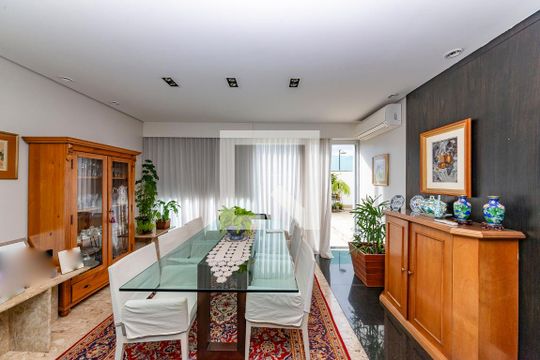 Sala 2 de apartamento à venda com 3 quartos, 176m² em Belvedere, Belo Horizonte