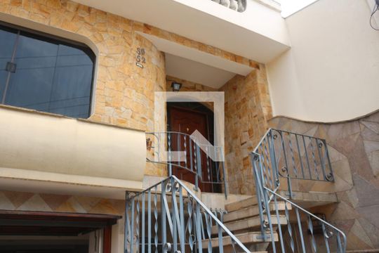 Fachada de casa à venda com 3 quartos, 187m² em Olímpico, São Caetano do Sul