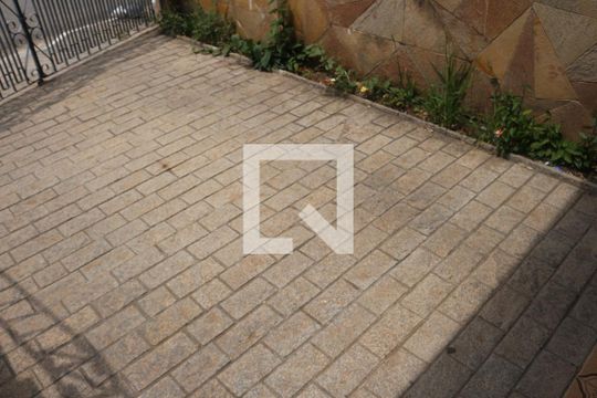 Garagem de casa à venda com 3 quartos, 187m² em Olímpico, São Caetano do Sul
