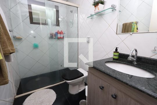 Banheiro de apartamento à venda com 2 quartos, 72m² em Vila Oratório, São Paulo