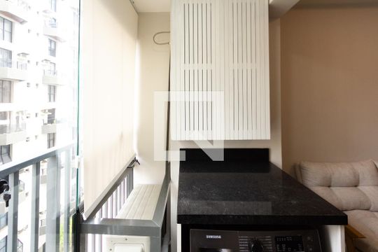 Varanda de apartamento para alugar com 1 quarto, 29m² em Indianópolis, São Paulo