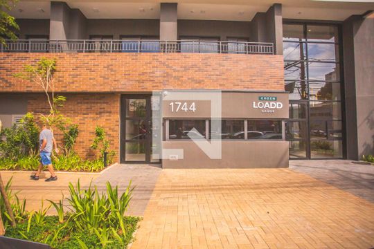 Fachada de apartamento para alugar com 1 quarto, 27m² em Mirandópolis, São Paulo