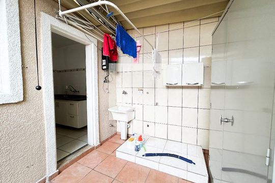 Área de Serviço de casa de condomínio à venda com 3 quartos, 150m² em Vila Campo Grande, São Paulo