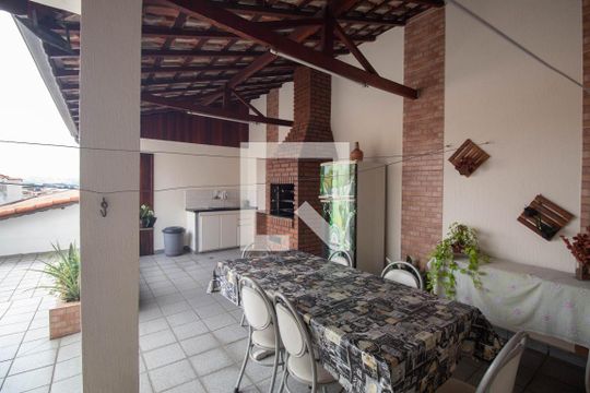Churrasqueira de casa à venda com 3 quartos, 160m² em Vila Medeiros, São Paulo