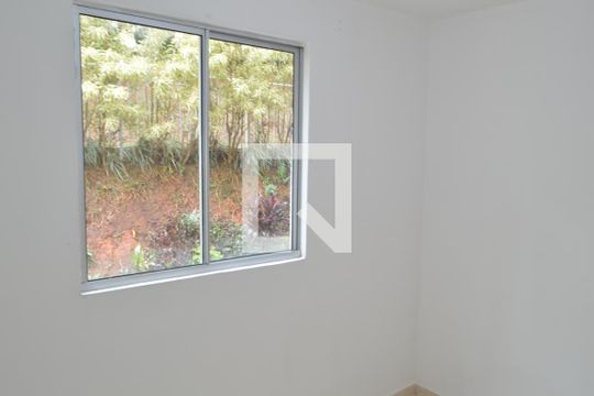 Quarto 1 de apartamento para alugar com 2 quartos, 54m² em Taquara, Rio de Janeiro