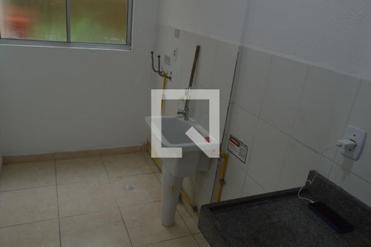 Área de Serviço de apartamento para alugar com 2 quartos, 54m² em Taquara, Rio de Janeiro