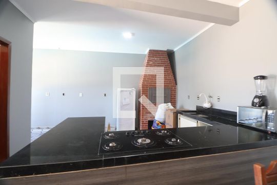 Cozinha e Área de Serviço de casa para alugar com 2 quartos, 80m² em Rio Branco, Canoas