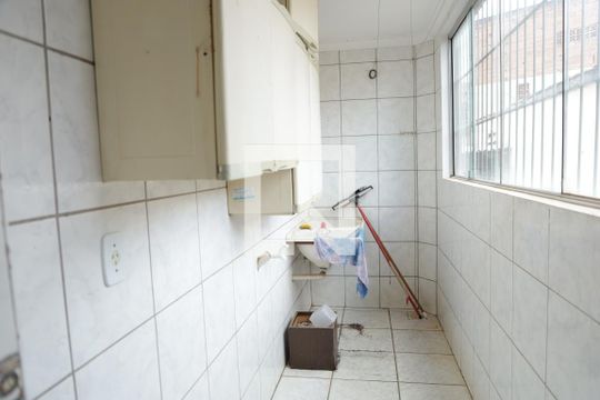 Área de serviço de apartamento para alugar com 3 quartos, 92m² em Jardim América, Goiânia