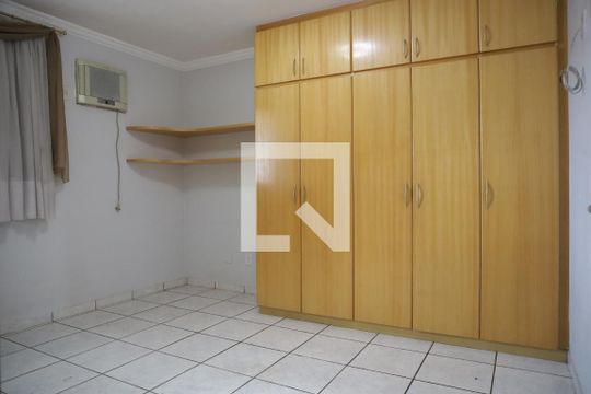 Quarto de apartamento para alugar com 3 quartos, 92m² em Jardim América, Goiânia