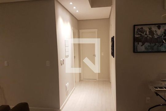 Corredor de casa de condomínio à venda com 3 quartos, 250m² em Sarandi, Porto Alegre