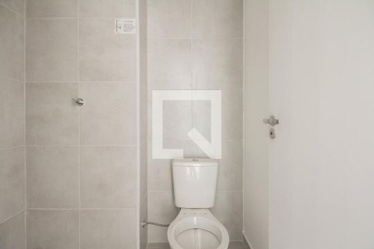 Banheiro de apartamento para alugar com 2 quartos, 38m² em Tatuapé, São Paulo