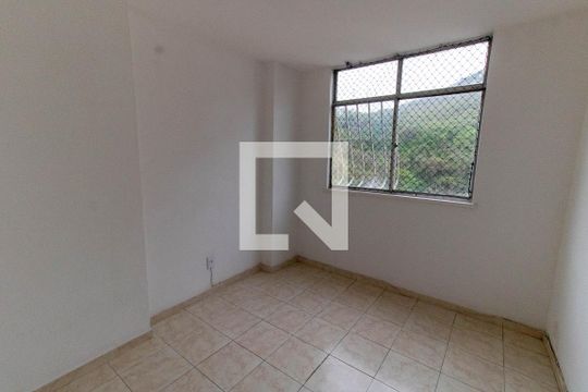 Quarto 1 de apartamento para alugar com 2 quartos, 55m² em Santa Rosa, Niterói