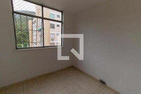 Quarto 1 de apartamento para alugar com 2 quartos, 55m² em Santa Rosa, Niterói