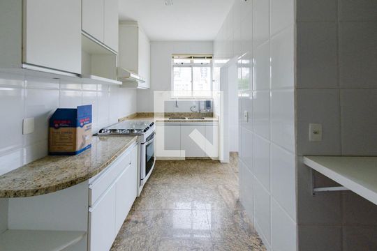 Cozinha de apartamento para alugar com 4 quartos, 150m² em Gutierrez, Belo Horizonte