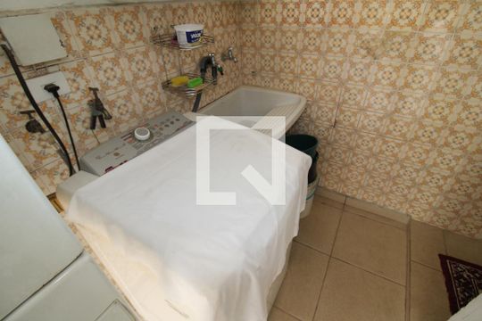 Área de Serviço de casa à venda com 4 quartos, 180m² em Vila Dom Pedro, São Paulo