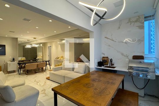Varanda gourmet de apartamento à venda com 2 quartos, 110m² em Alphaville Empresarial, Barueri