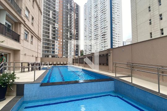 Piscina de apartamento à venda com 2 quartos, 110m² em Alphaville Empresarial, Barueri