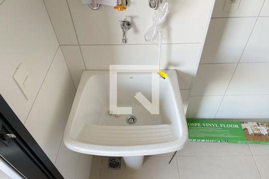 Área de Serviço de apartamento para alugar com 2 quartos, 55m² em Jardim do Mar, São Bernardo do Campo