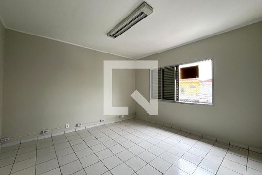 Quarto 2 de casa para alugar com 3 quartos, 150m² em Vila Guarani (zona Sul), São Paulo