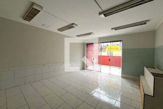Área comum de casa para alugar com 3 quartos, 150m² em Vila Guarani (zona Sul), São Paulo
