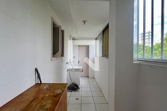 Área de Serviço de apartamento para alugar com 2 quartos, 118m² em Alto de Pinheiros, São Paulo