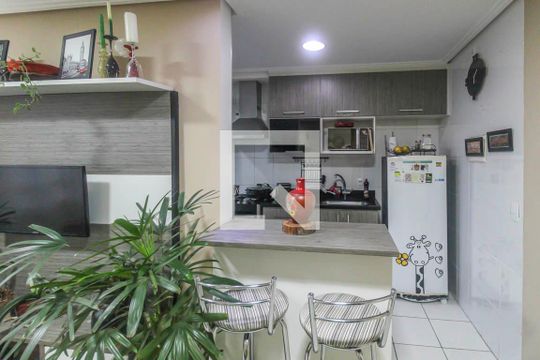 Cozinha de apartamento à venda com 2 quartos, 48m² em Vila Independencia, São Paulo