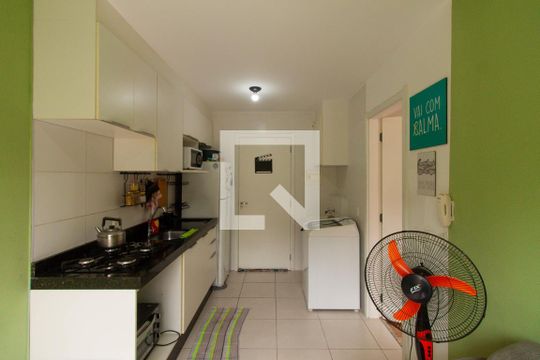 Sala/Cozinha de apartamento para alugar com 1 quarto, 30m² em Vila Alpina, São Paulo