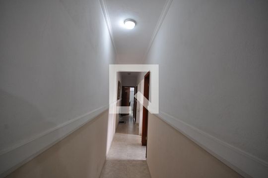 Corredor de casa à venda com 4 quartos, 340m² em Jardim Brasil (zona Norte), São Paulo
