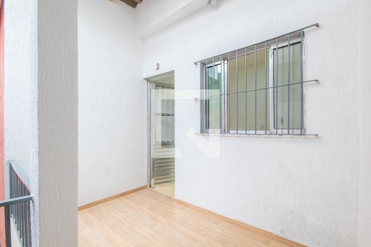 Varanda de casa para alugar com 1 quarto, 23m² em Santa Maria, Osasco