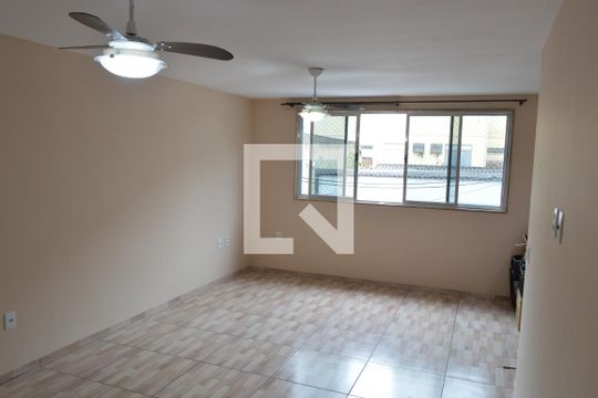 Casa de Condomínio à venda com 4 quartos, 220m² em Taquara, Rio de Janeiro