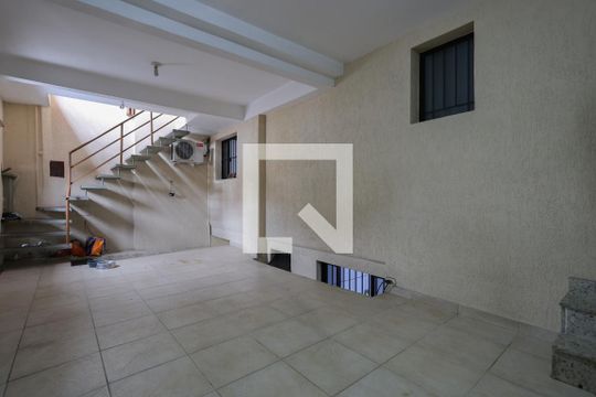 Garagem de casa à venda com 3 quartos, 80m² em Sítio do Mandaqui, São Paulo