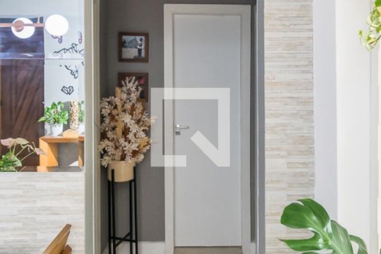 Sala de apartamento à venda com 2 quartos, 78m² em Vila Kosmos, Rio de Janeiro