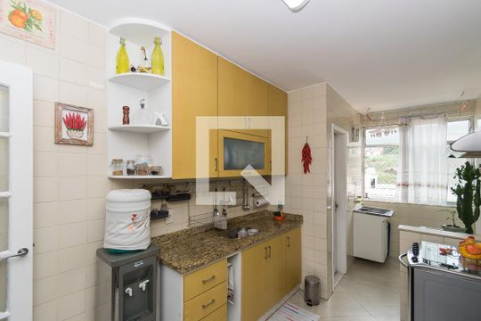 Cozinha de apartamento à venda com 2 quartos, 78m² em Vila Kosmos, Rio de Janeiro
