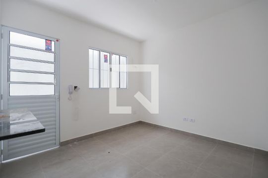 Sala de apartamento para alugar com 1 quarto, 30m² em Vila Nova Cachoeirinha, São Paulo
