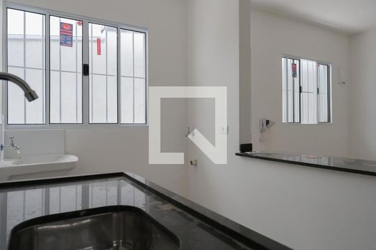 Cozinha e Área de Serviço de apartamento para alugar com 1 quarto, 30m² em Vila Nova Cachoeirinha, São Paulo