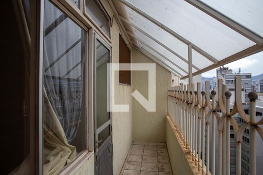 Varanda Suíte de apartamento à venda com 5 quartos, 350m² em Centro, Belo Horizonte