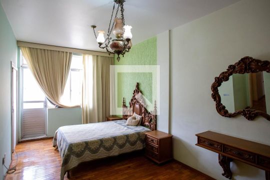 Suíte master de apartamento à venda com 5 quartos, 350m² em Centro, Belo Horizonte