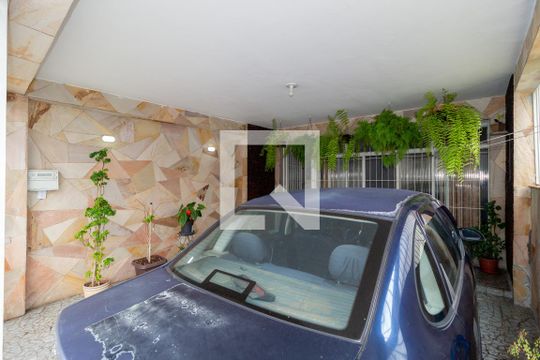 Garagem de casa à venda com 2 quartos, 307m² em Vila Regente Feijó, São Paulo