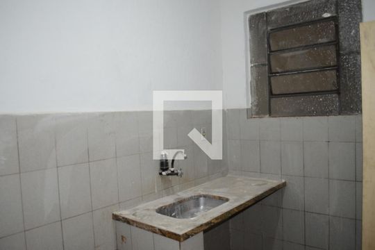 Cozinha de casa para alugar com 2 quartos, 90m² em Dom Silvério, Belo Horizonte