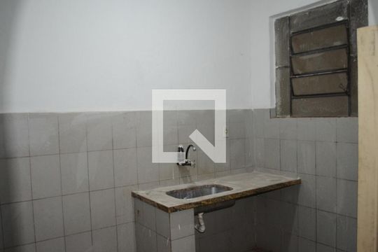 Cozinha de casa para alugar com 2 quartos, 90m² em Dom Silvério, Belo Horizonte