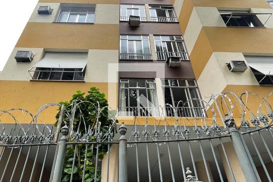 Fachada de apartamento para alugar com 1 quarto, 53m² em Maracanã, Rio de Janeiro