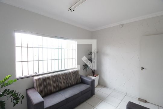 Sala de casa para alugar com 7 quartos, 350m² em Brasil, Uberlândia