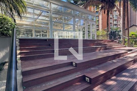 Apartamento à venda com 3 quartos, 286m² em Bela Vista, São Paulo