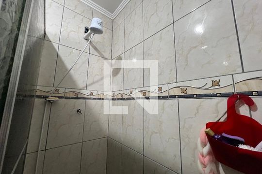 Banheiro 2 de casa à venda com 2 quartos, 105m² em Canudos, Novo Hamburgo