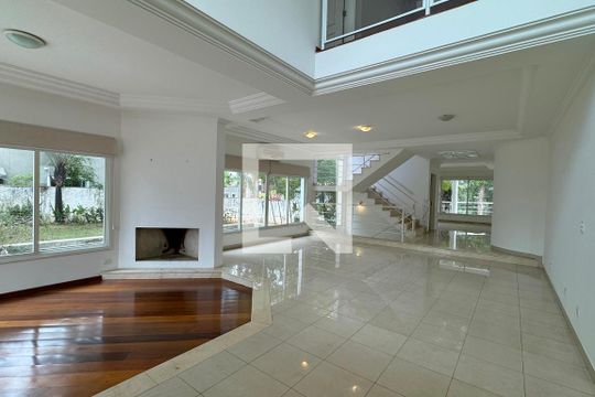 Casa de Condomínio para alugar com 5 quartos, 700m² em Residencial Zero (tambore), Santana de Parnaíba