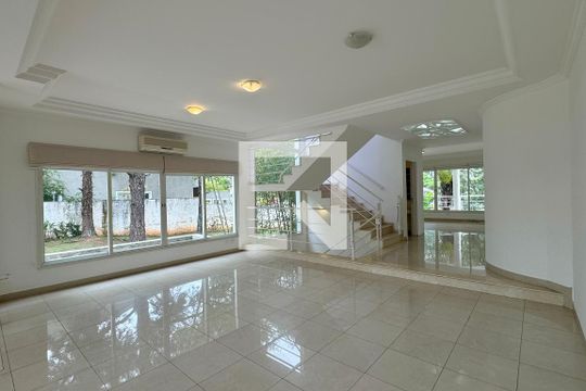 Sala de casa de condomínio à venda com 5 quartos, 700m² em Residencial Zero (tambore), Santana de Parnaíba